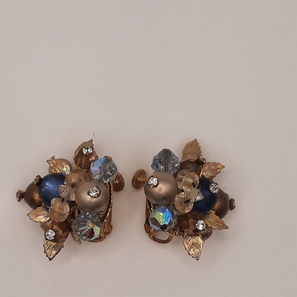 Vintage Vendome Crystal and Blue Glass Bead Jewelry set - Picture 9 of 13